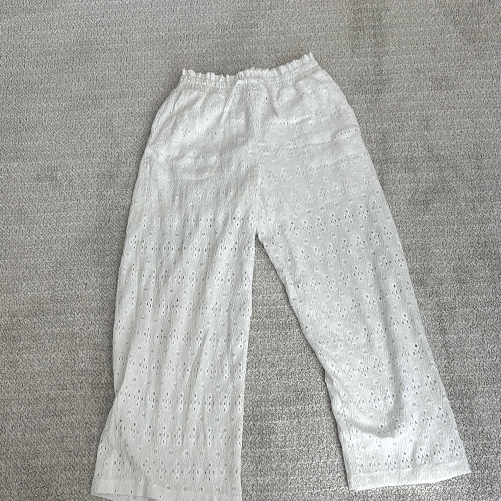 Zara White Casual Bottoms with Elastic Waistband